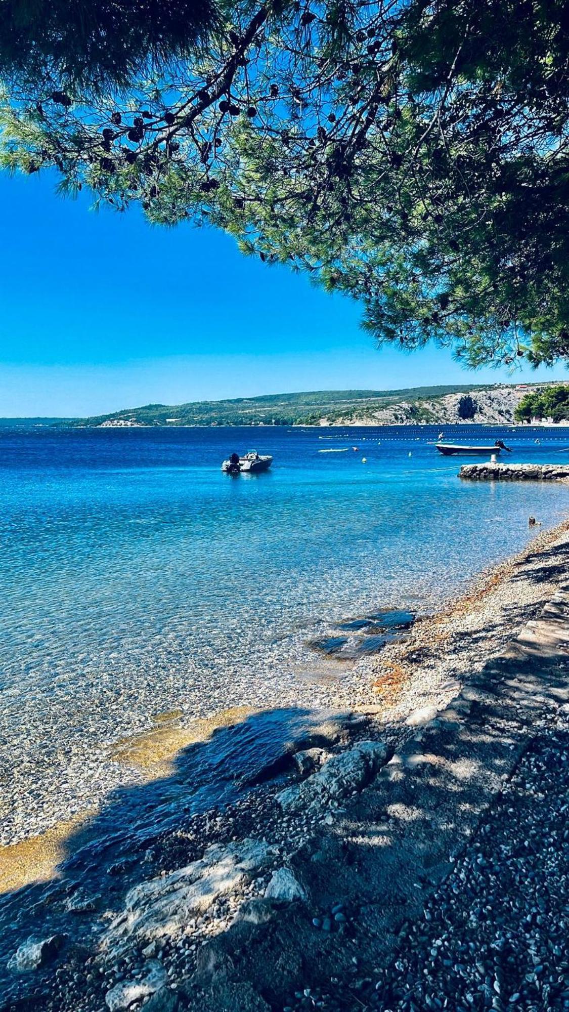 Modern Seeview Apartment Maslenica With Free Wifi, Free Parking, 300M From Beach Bagian luar foto